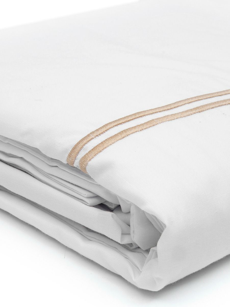 FUNDA DE EDREDON PERCAL BORDADO QUEEN BEIGE