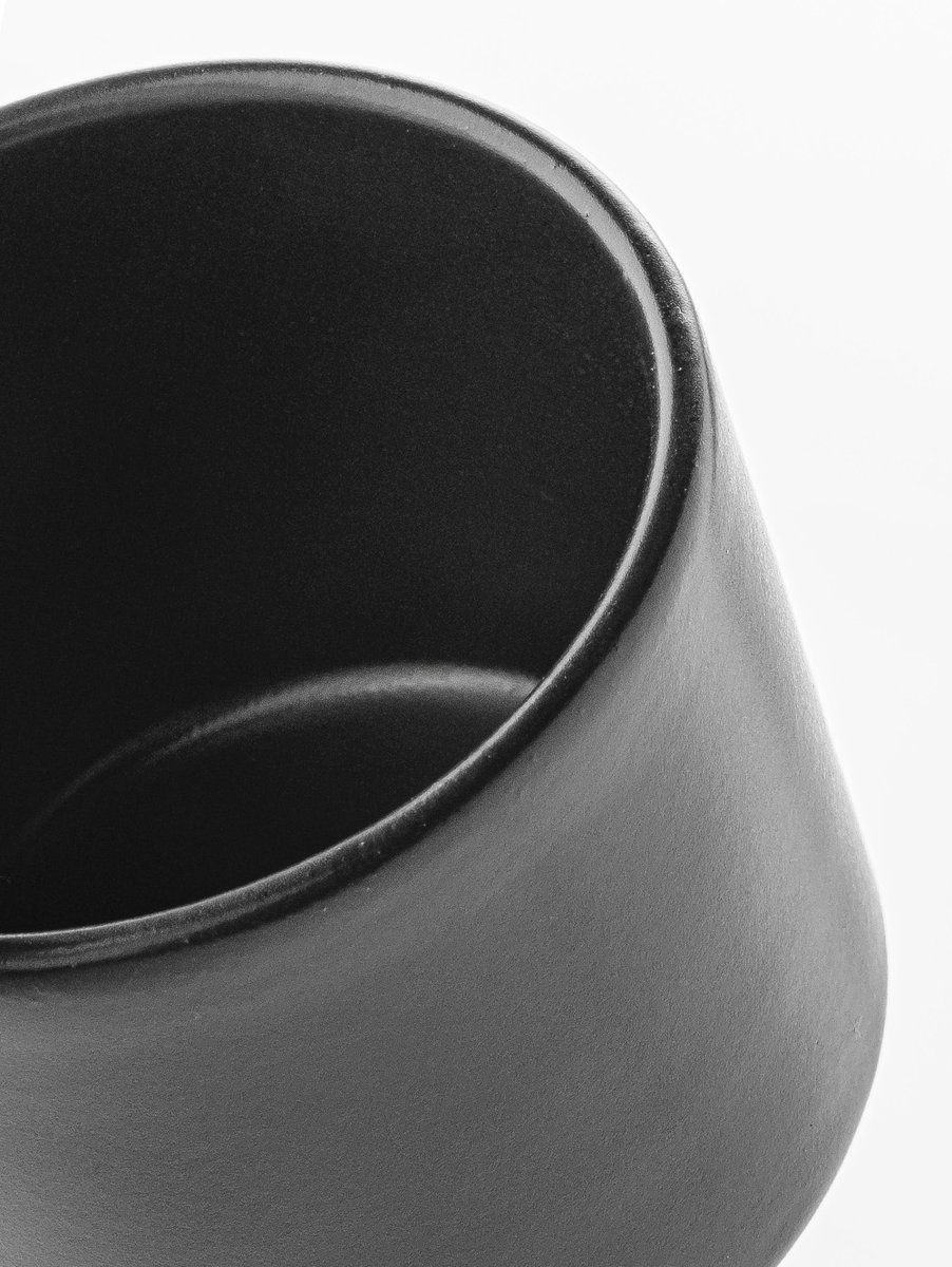 TEA CUP STACKABLE NEGRO