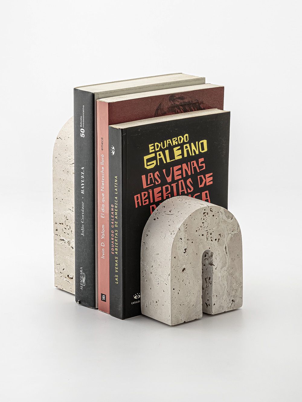 SUJETA LIBROS BARNET TRAVERTINE