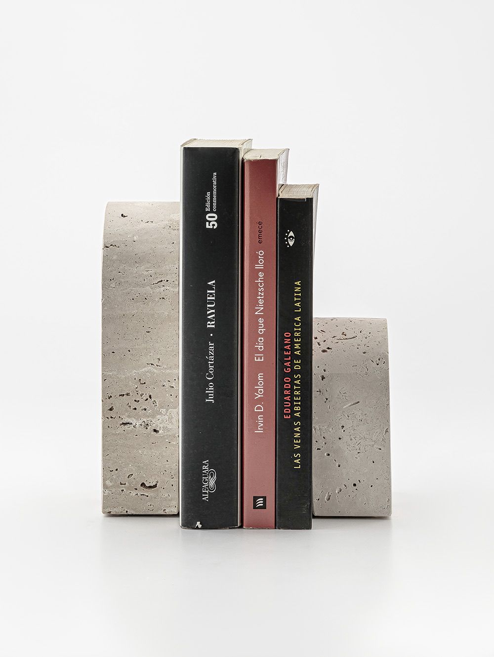 SUJETA LIBROS BARNET TRAVERTINE