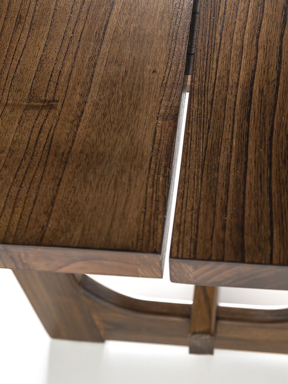 MESA DE COMEDOR OSLO NOGAL 110x210