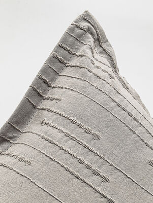 ALMOHADON SAMI 70 X 50 NIEBLA - Second Image