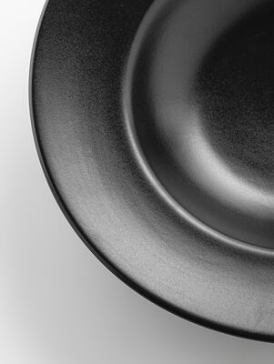 PLATO DE PASTA TIMELESS NEGRO - Second Image