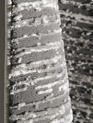 IUNU REN - Second Image