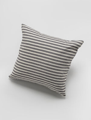 ALMOHADON BASIC TUSOR RAYA FINA GRIS MEDIO 45 X 45