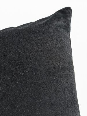 ALMOHADON TROVA CHARCOAL 30X50 - Second Image