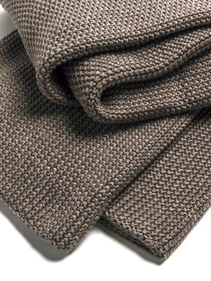 MANTA CHANTAL TAUPE 120 X 180 - Second Image