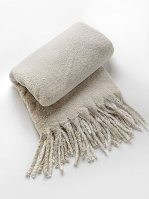 MANTA PHILIPA BEIGE 127 X 152