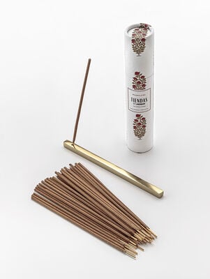 SET INCIENSO HARMONIE BLACKBERRY & BAY X 30 UNIDADES CON SOPORTE