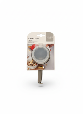 CLIP NEAT CON PICO VERTEDOR