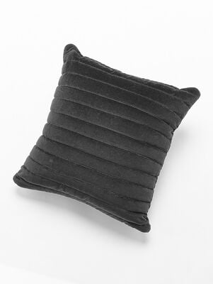 ALMOHADON CANELON NEGRO 45 X 45