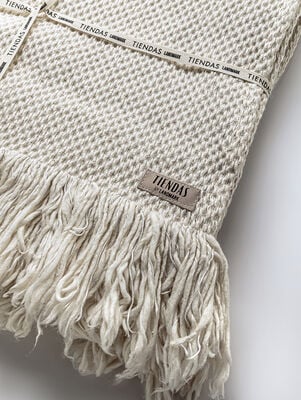 MANTA ALMENDRA CRUDO 140 X 180 - Second Image