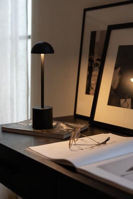 LAMPARA LED RECARGABLE GEORGIA BLACK - Second Image