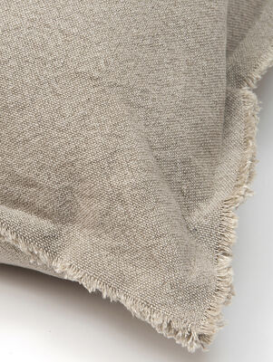 ALMOHADON LONDON 80 X 80 TOSTADO - Second Image