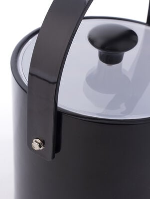 HIELERA CLASICA NEGRA CON MANIJA Y PINZA - Second Image