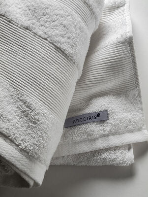 TOALLON ARCOIRIS DETROIT WHITE - Second Image