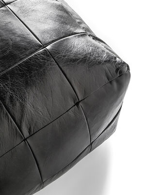 PUFF DE CUERO HOUSTON NEGRO - Second Image