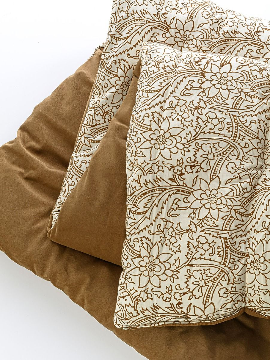QUILT TIYA