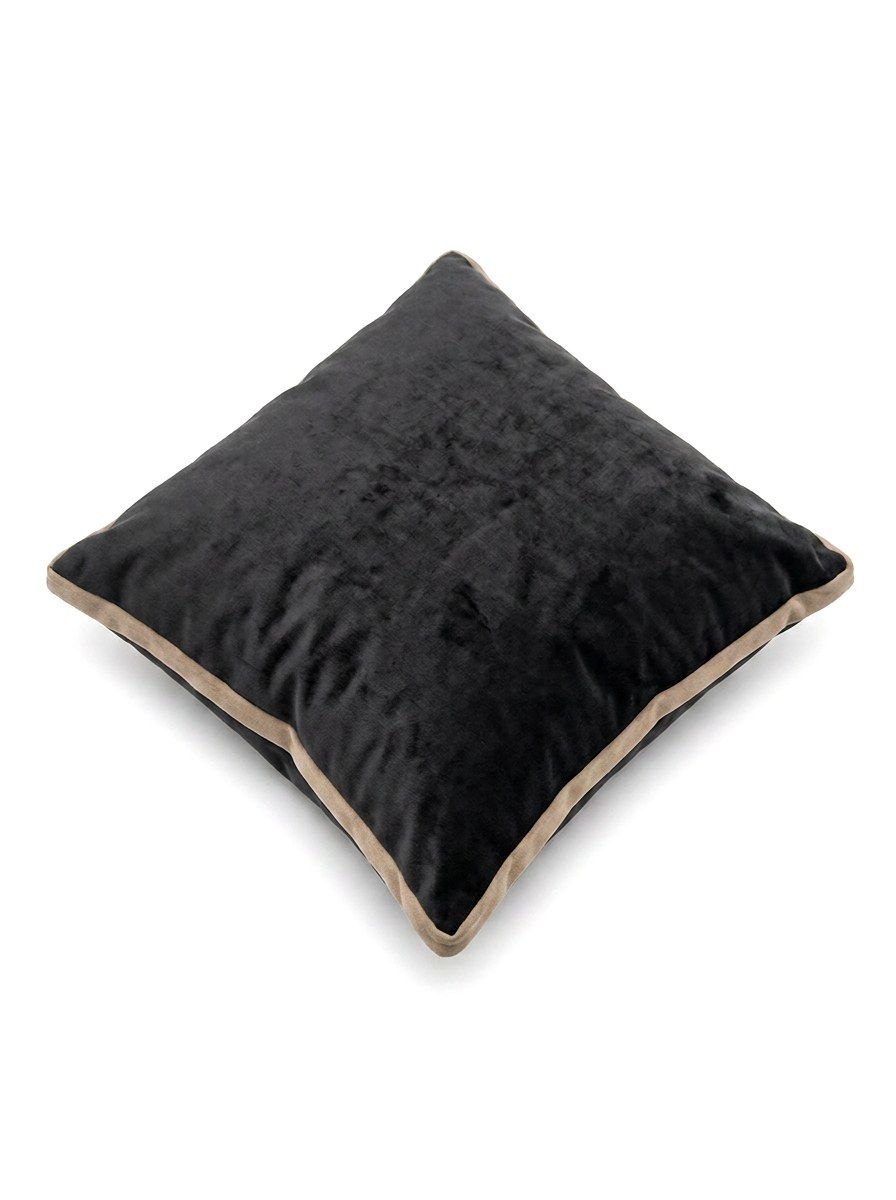 ALMOHADON VERSALLES BLUVEL NEGRO CON VIVO VISON 50X50