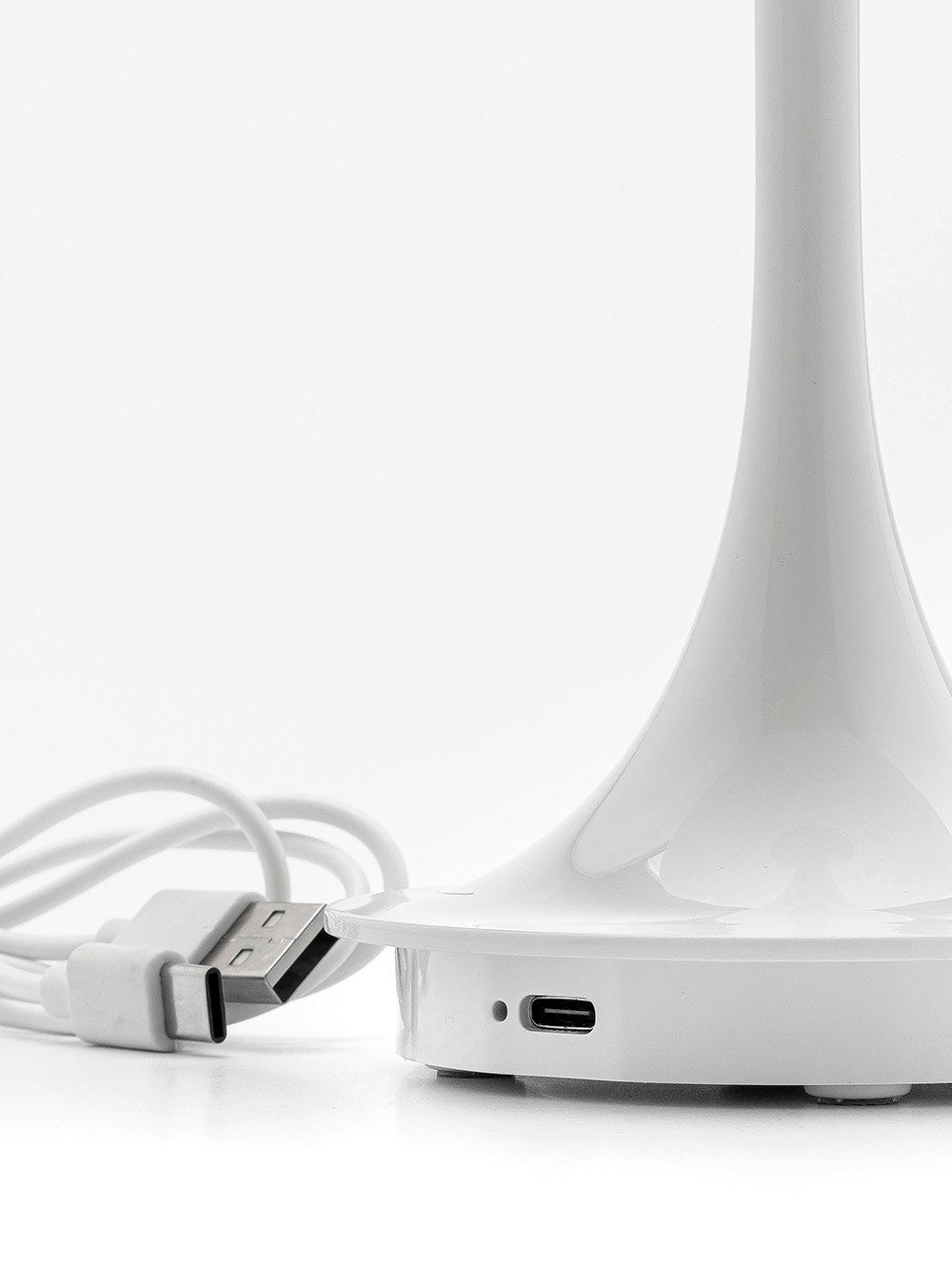 LAMPARA LED RECARGABLE HELSINKI WHITE image number null