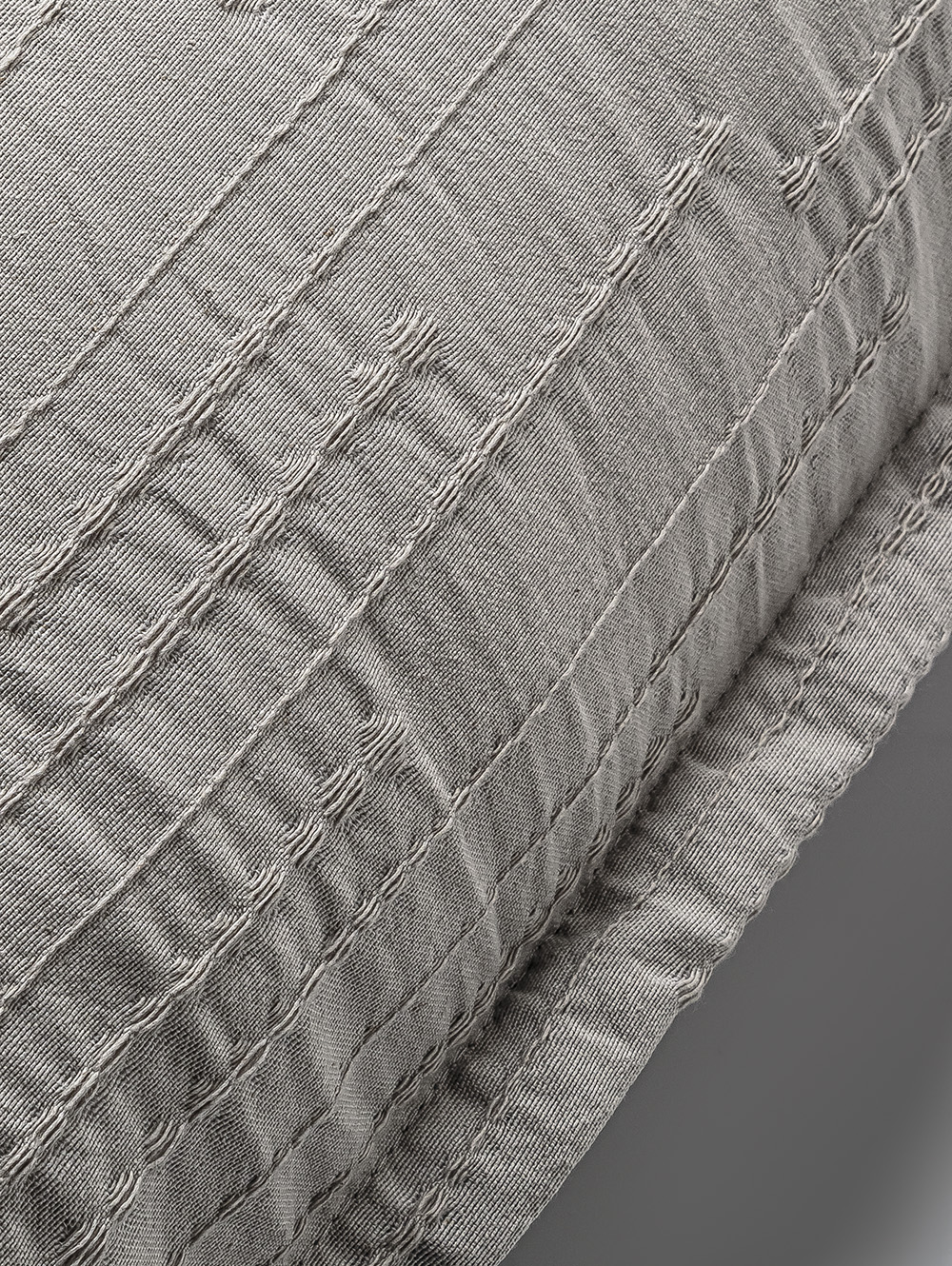 ALMOHADON SAMI 70 X 50 NIEBLA image number null