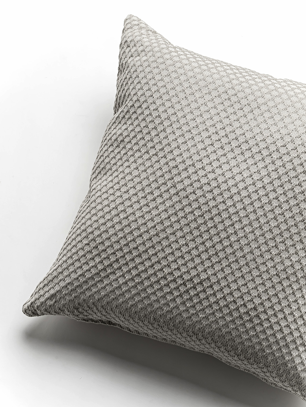 almohadon para sillon-ALMOHADON NICETO TIZA 50 X 50-FABRICA LANDMARK-2.jpg image number null