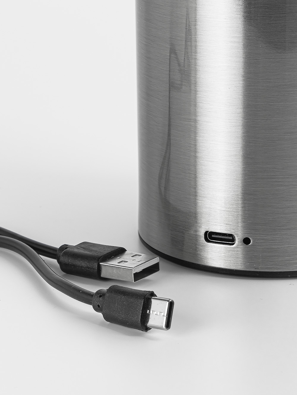 LAMPARA LED RECARGABLE WAYNE SILVER image number null