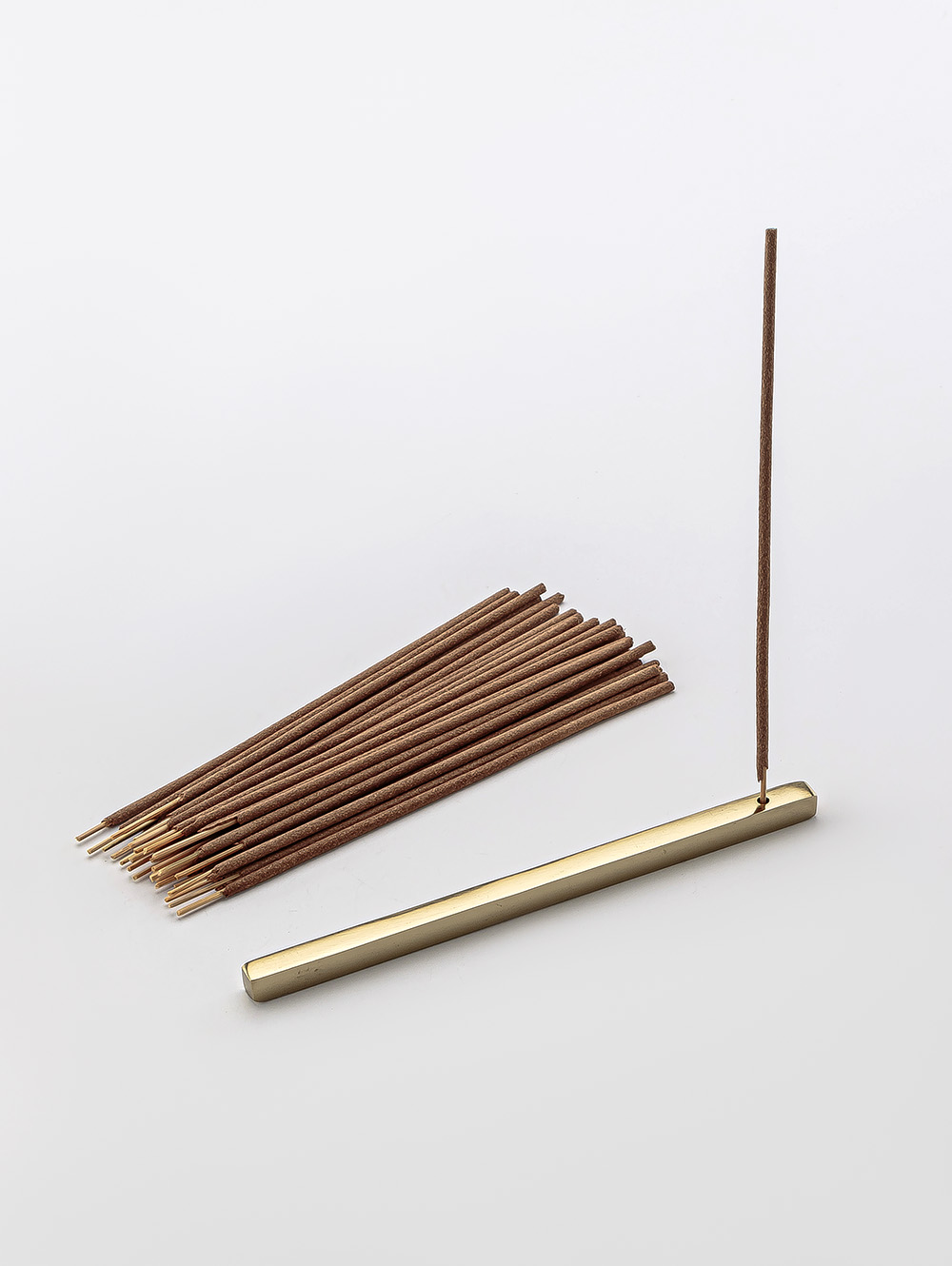 SET INCIENSO HARMONIE WHITE JASMINE X 30 UNIDADES CON SOPORTE image number null