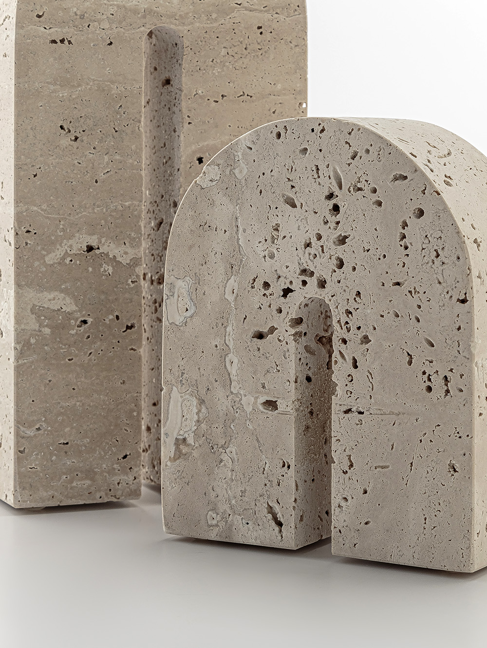 sujeta libros elegante-SUJETA LIBROS BARNET TRAVERTINE-BAI-4.jpg image number null