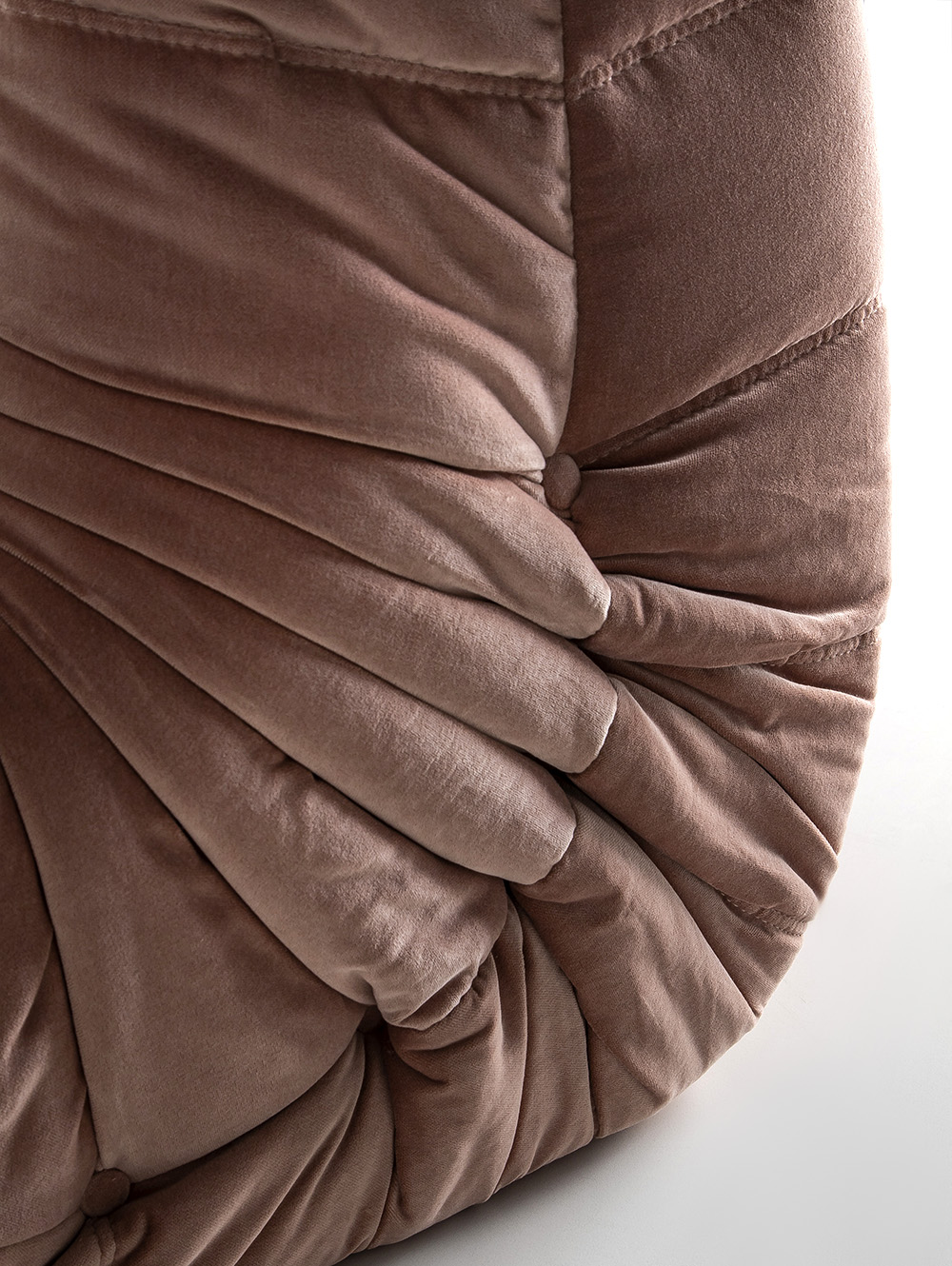 Sillon tipo puff-SILLON TOGO TAPIZADO PANA ROSA 08-Landmark-03.jpg image number null