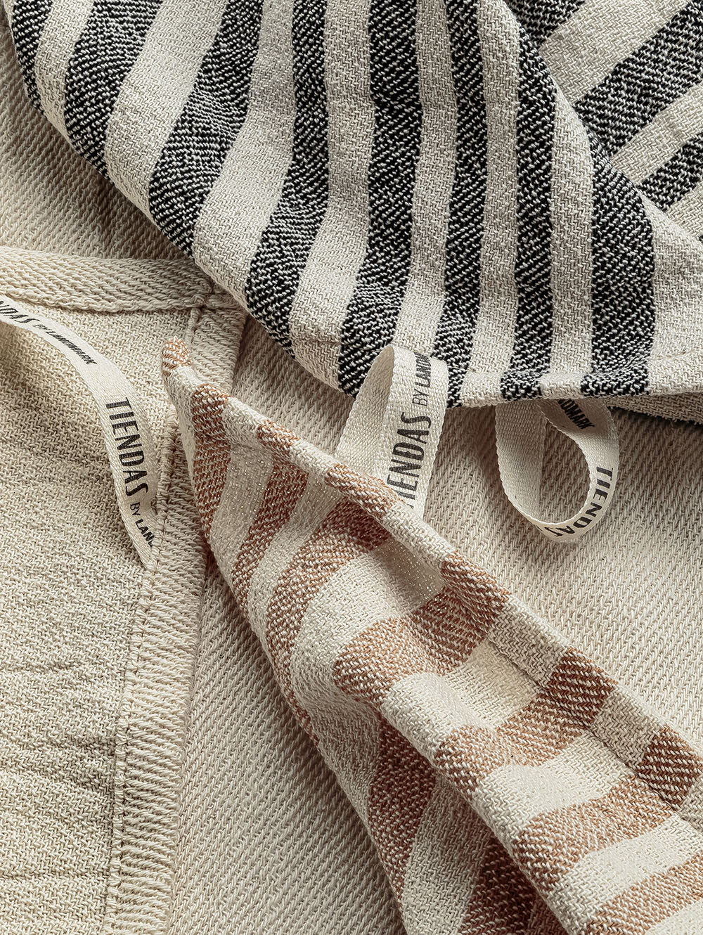 SET X 3 REPASADORES ROSE NEGRO/NAT/AVELLANA 45 X 60 image number null