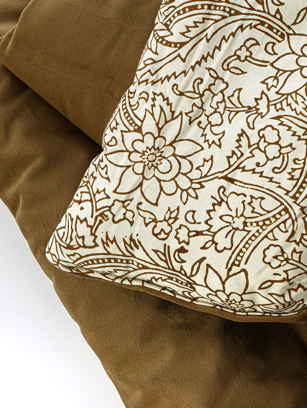 QUILT TIYA image number null