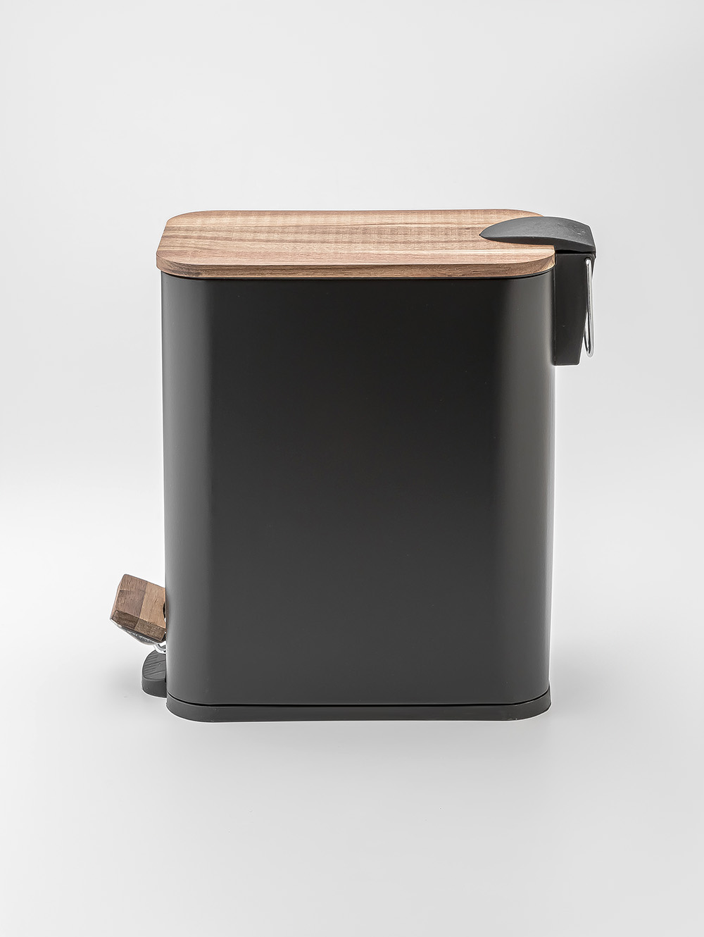 tacho baÃ±o-TACHO DE PEDAL DALLAS 5L BLACK-TREND-3.jpg image number null