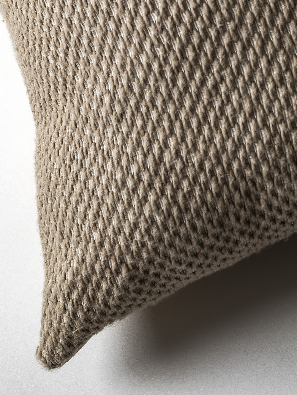 Almohadon sand-ALMOHADON ALMENDRA SAND 58 X 58-DATEX-1.jpg image number null