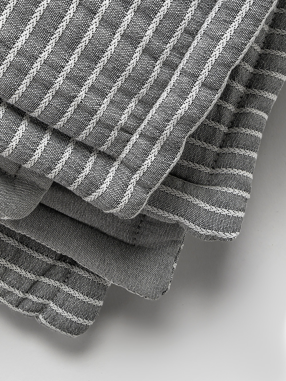 ACOLCHADO STRONG KING 260 X 250 GRIS CLARO image number null