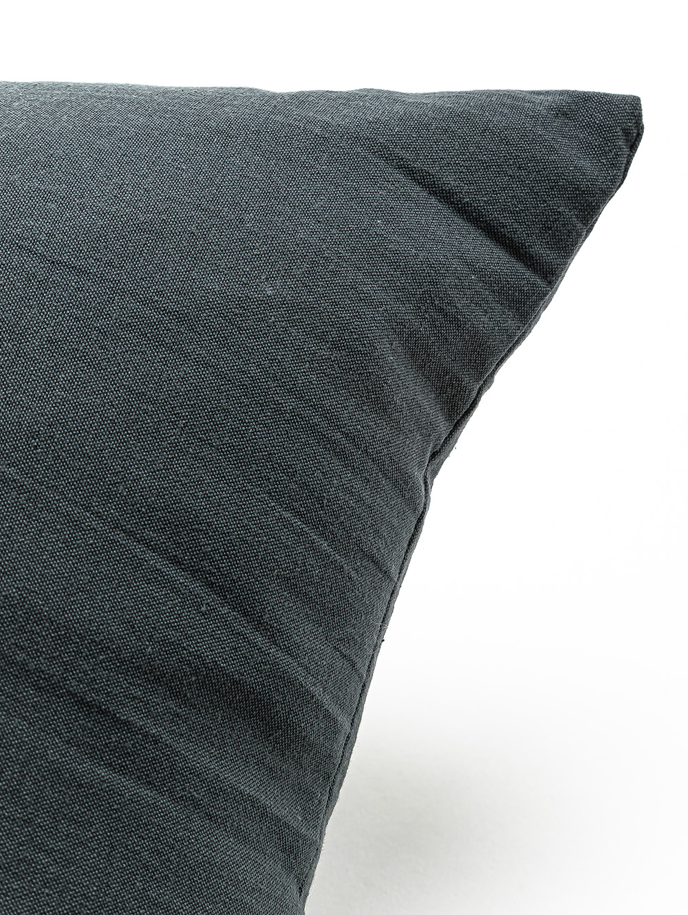 almohadones-para-sillones-ALMOHADON-BASIC-TUSOR-GRIS-PETROLEO-45-X-45-FABRICA-3.jpg image number null