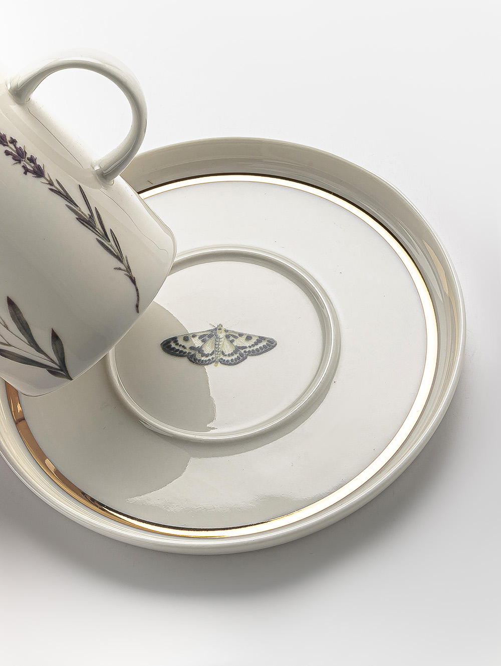 set-taza-y-plato-TAZA-Y-PLATO-DE-TE-BOTANICAL-LAIN-1.jpg image number null