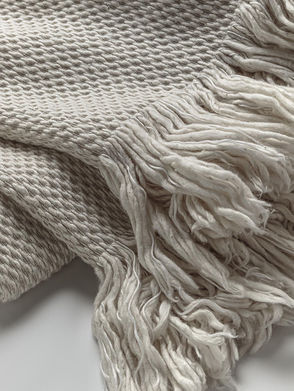 MANTA ALMENDRA CRUDO 140 X 180 image number null