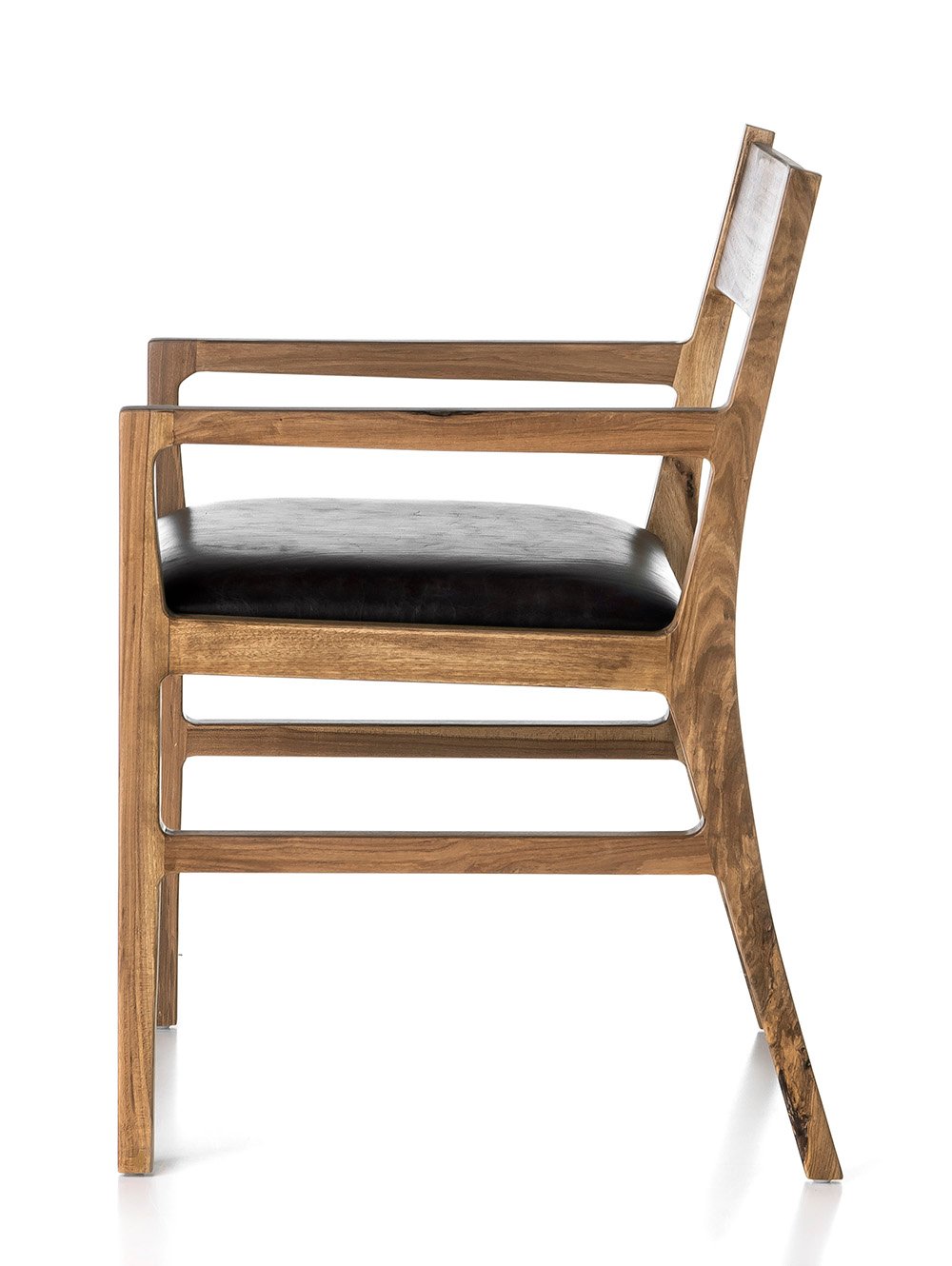 Sillon de madera con asiento tapizado-SUD PETIRIBI CUERO NEGRO-Landmark-04.jpg image number null