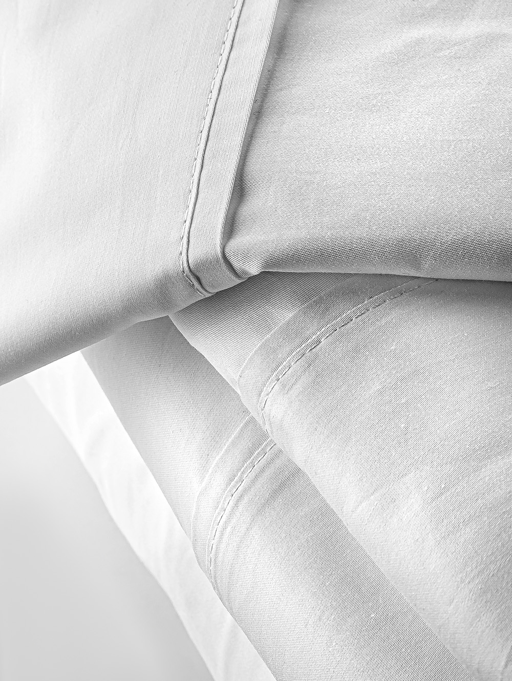 JUEGO DE SABANAS 300H SATEN CON VIVO 2 PZAS image number null