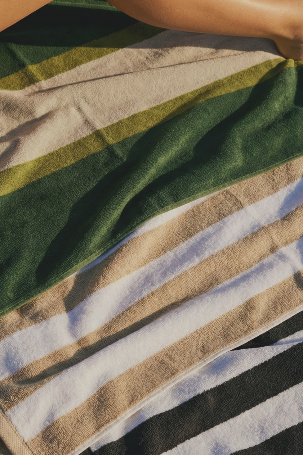 TOALLON DE PLAYA RAYAS image number null