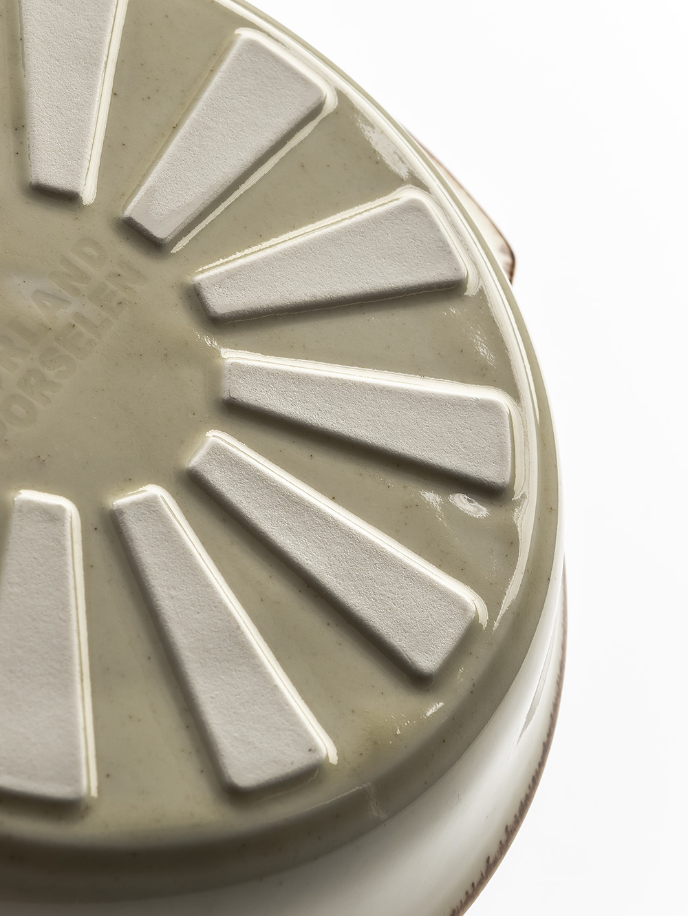 FUENTES SEASONS image number null