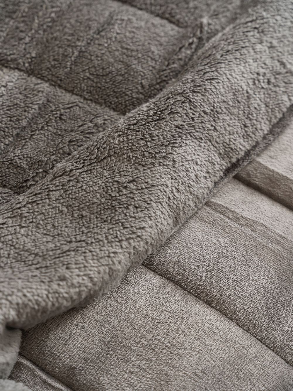 TDL - BERRY + TEX - EDREDON FLANNEL PETRA KING GREY-10.jpg image number null