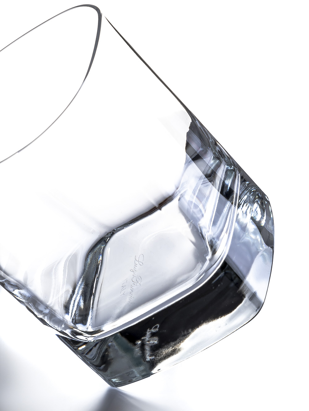 VASO DE WHISKY STRAUSS-BORO-2.jpg image number null