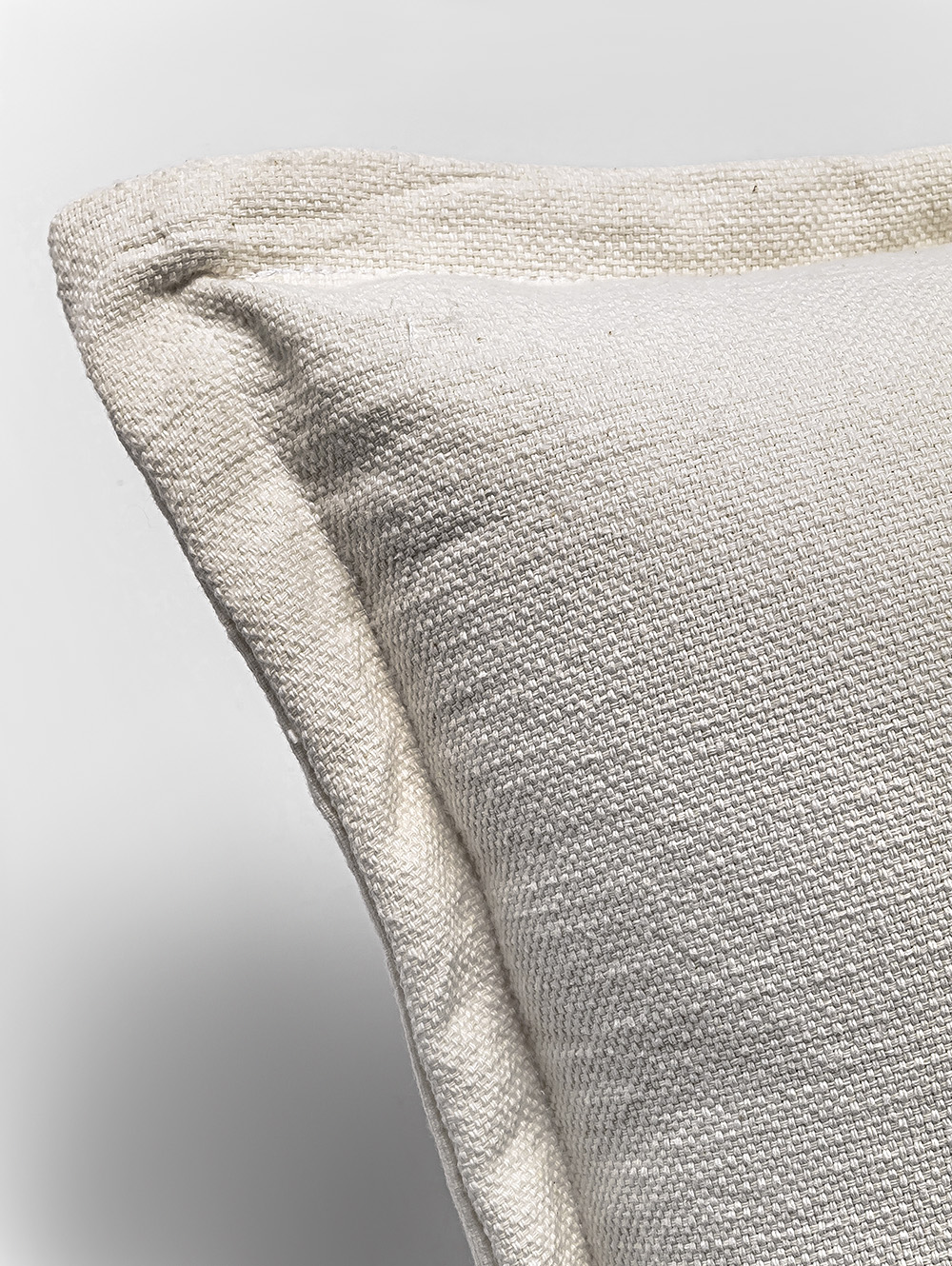 ALMOHADON VERONA 50X30 OFF WHITE image number null