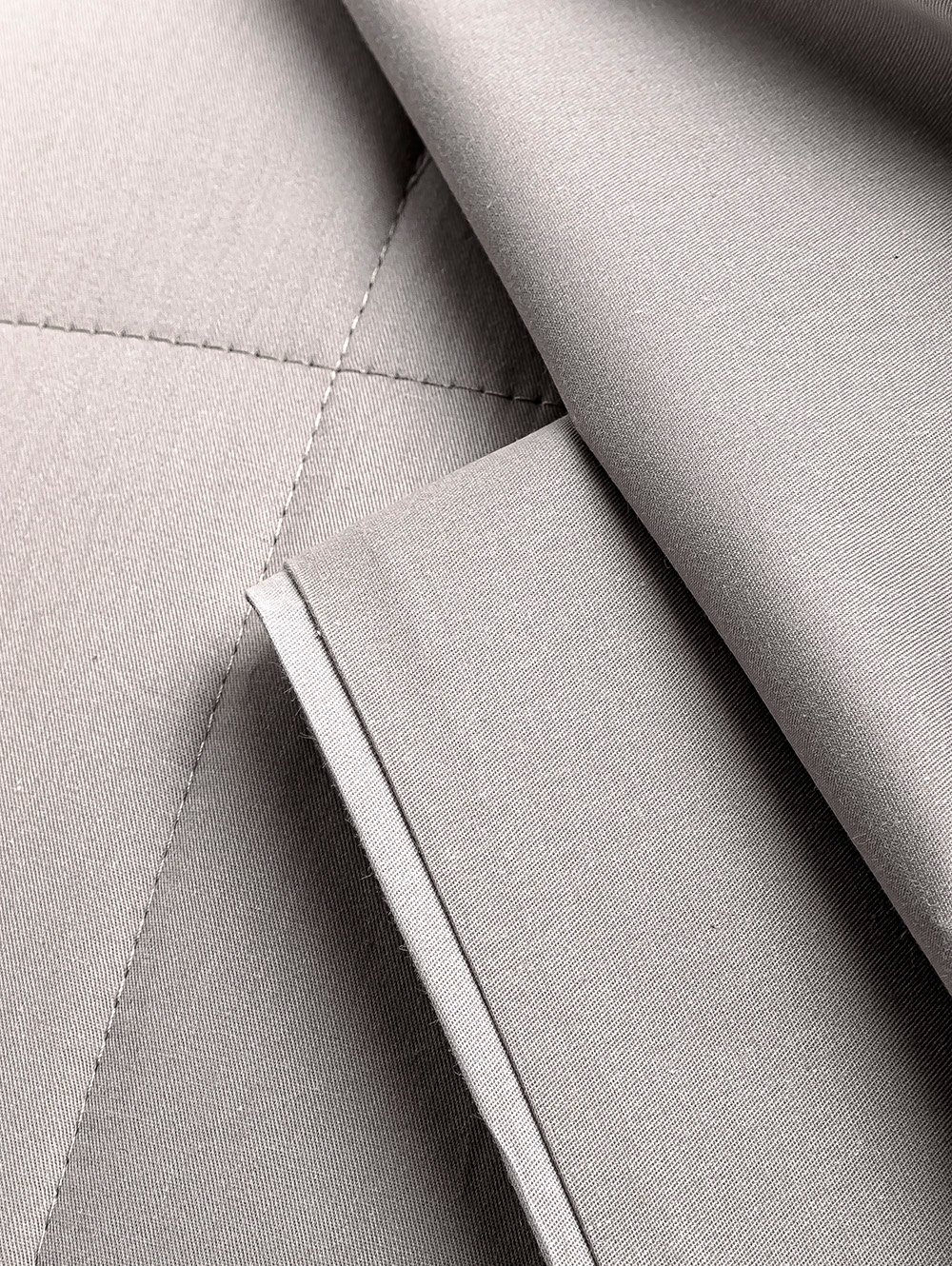 acolchado-king-ALCOLCHADO-VENECIA-KING-BEIGEGRIS-SUFA-3.jpg image number null