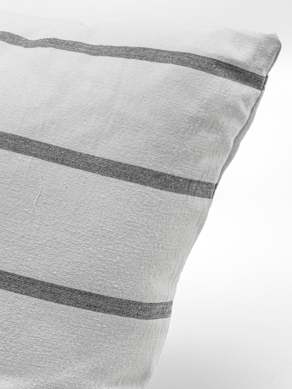 ALMOHADON BASIC TUSOR RAYA GRUESA GRIS 45 X 45 image number null