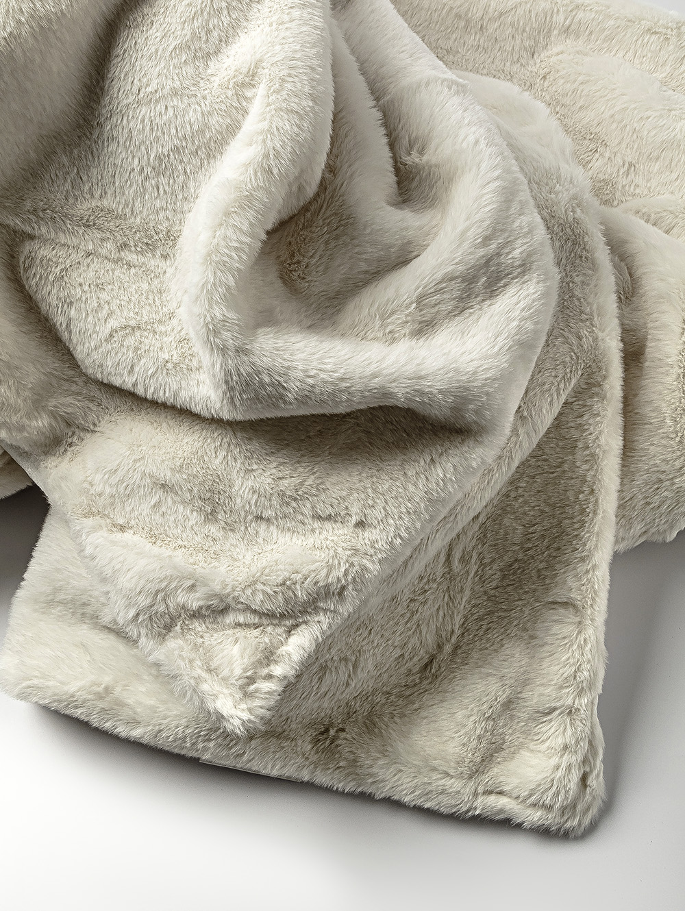 MANTA MALDIVAS OFF WHITE 140 X 180 image number null