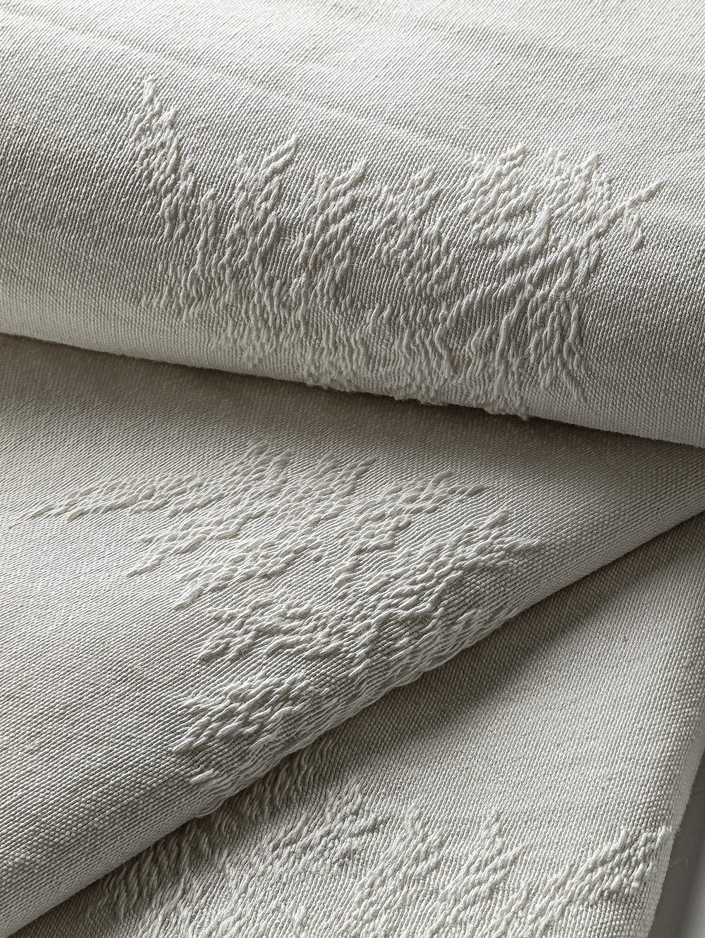 mantel blanco-MANTEL LEAVES 150 X 220 BLANCO-FABRICA LANDMARK-6.jpg image number null