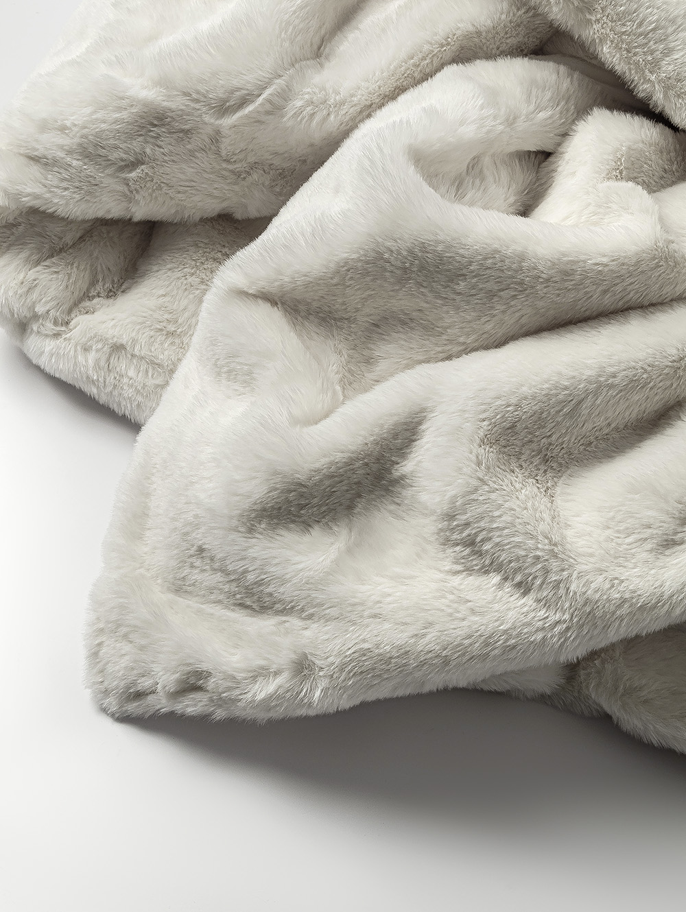 MANTA MALDIVAS OFF WHITE 140 X 180 image number null